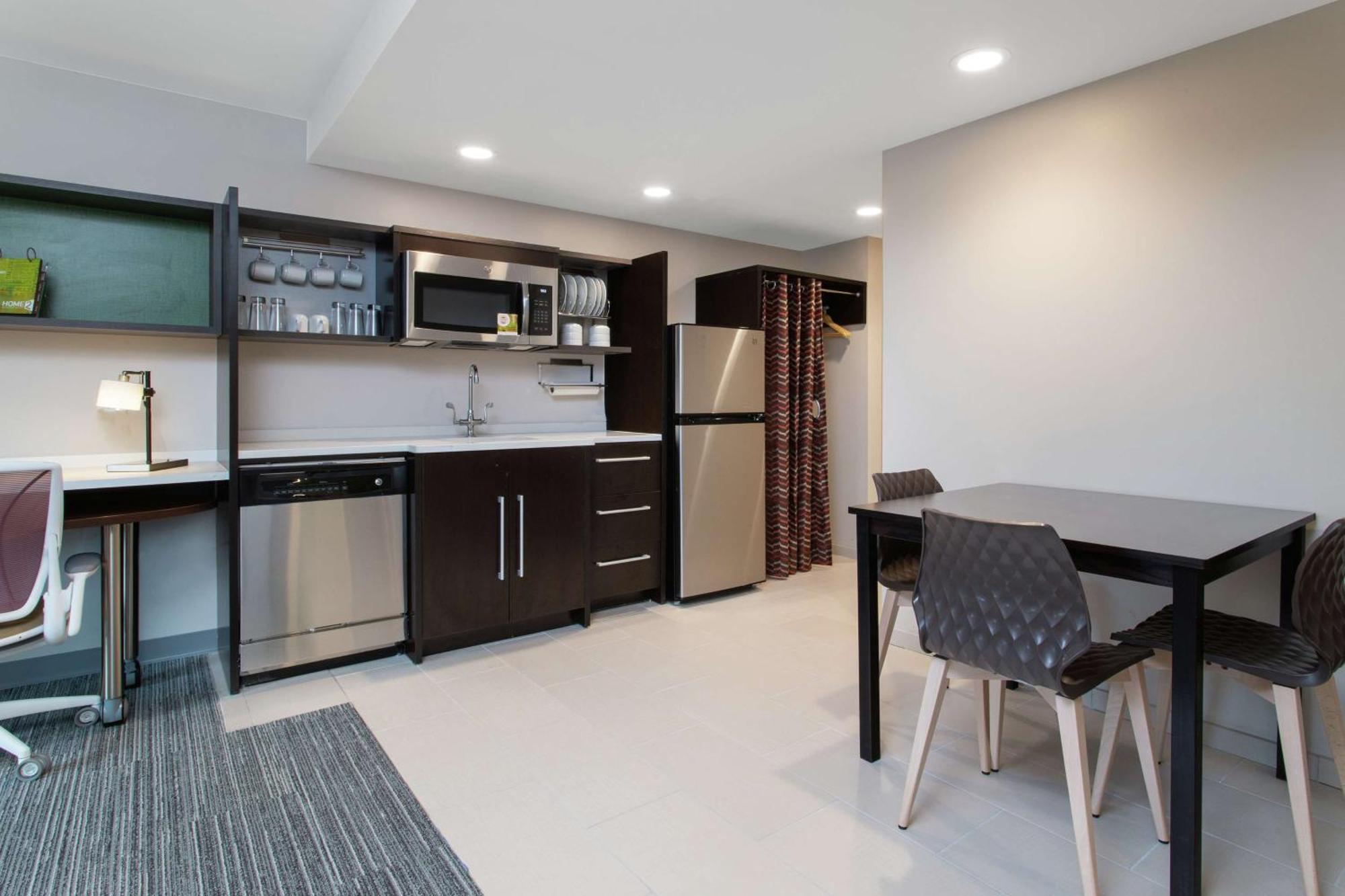Home2 Suites Smithfield Providence Экстерьер фото